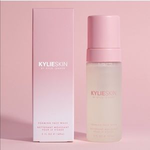 KylieSkin Facewash by Kylie Jenner